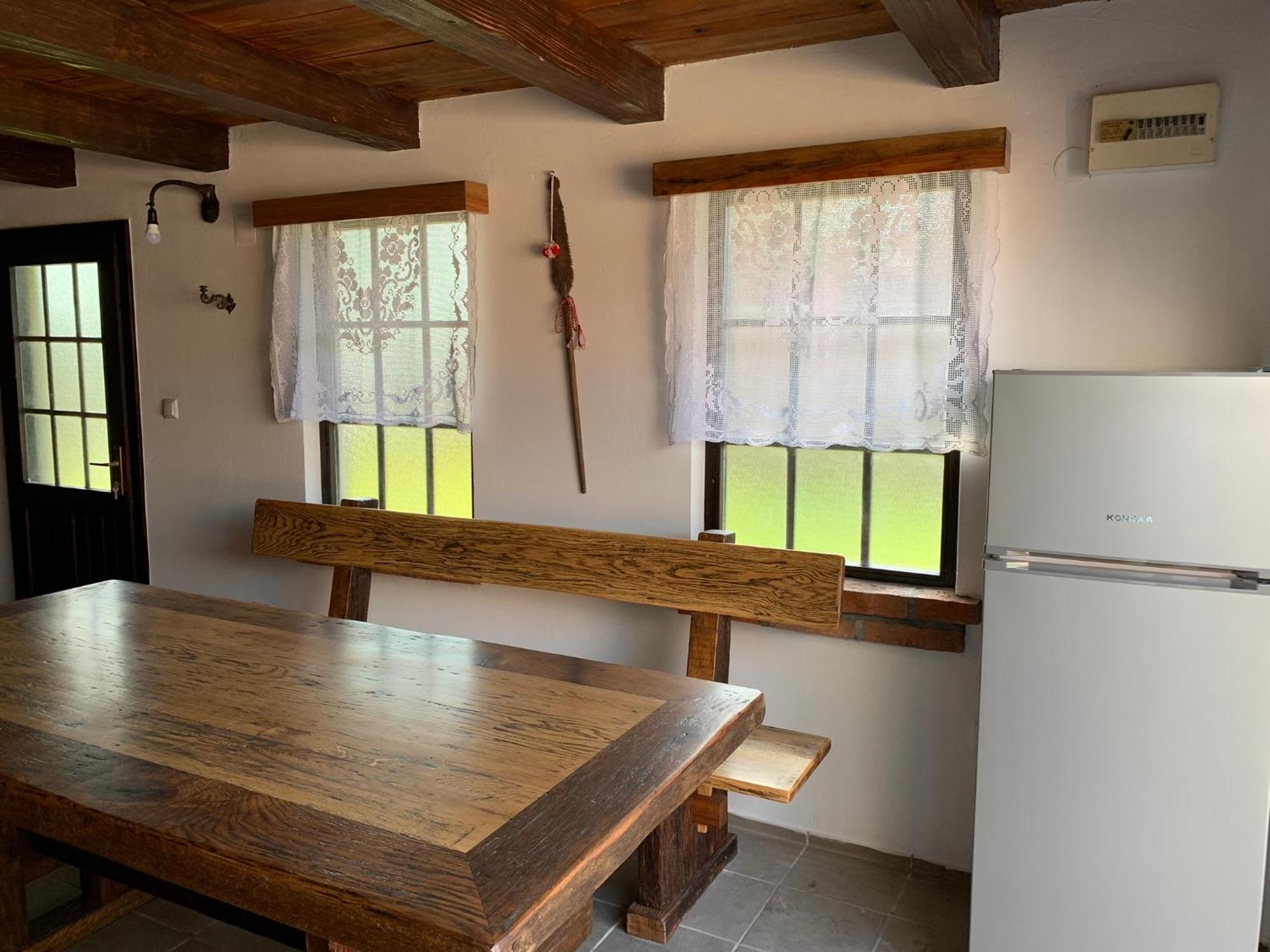 Studio Apartman Lora Lipik Exterior photo